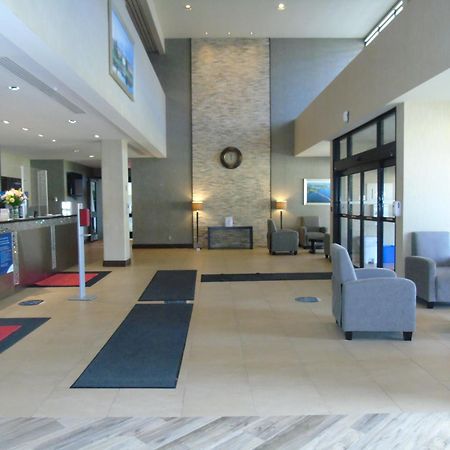 Ramada By Wyndham Belleville Harbourview Conference Center Eksteriør bilde